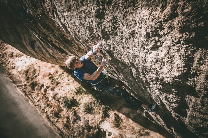 Alex Megos Onsights 9a...Again!